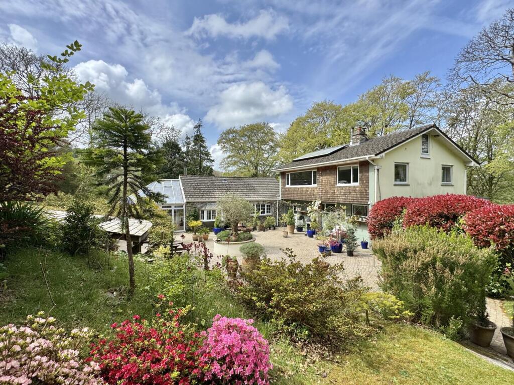5-bed detached on Perranarworthal, Truro, £895,000