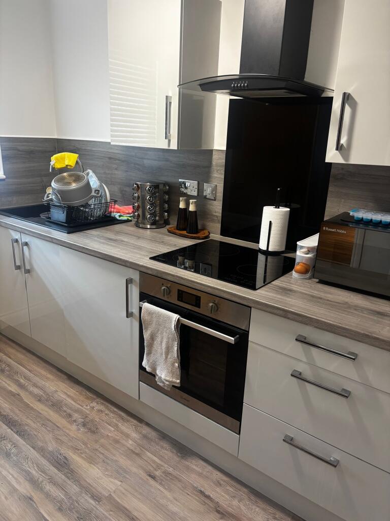 Apartment in Birmingham, West Midlands - View 4