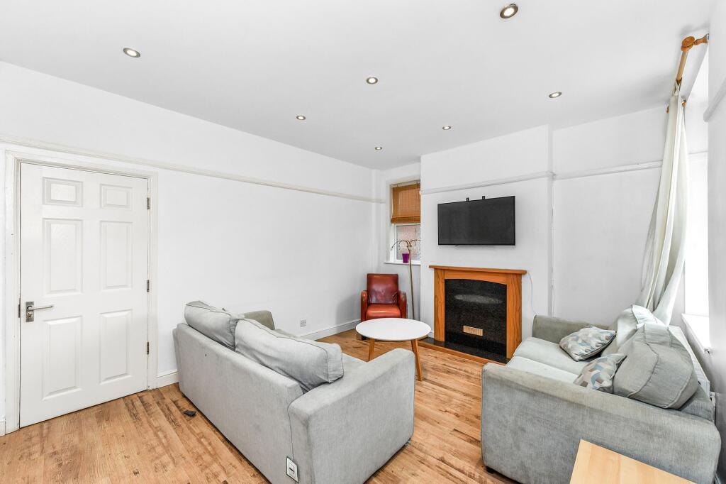 House in Nottingham - More