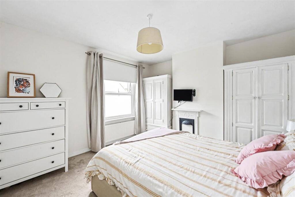 House in Dacorum, Markyate - View 4
