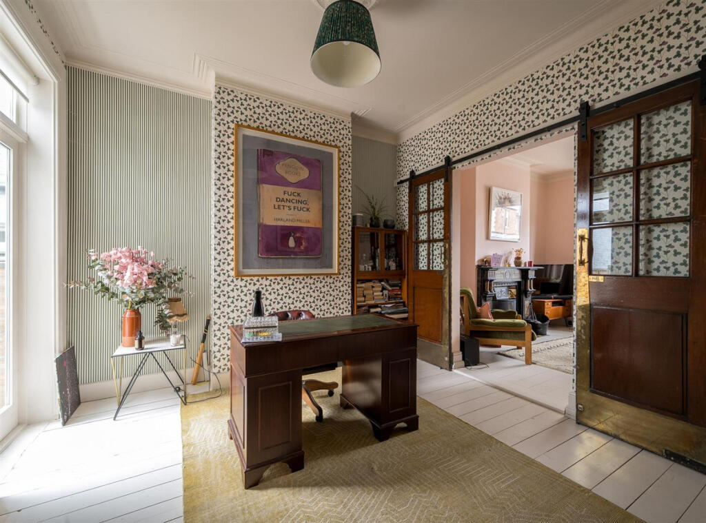 House in London - More