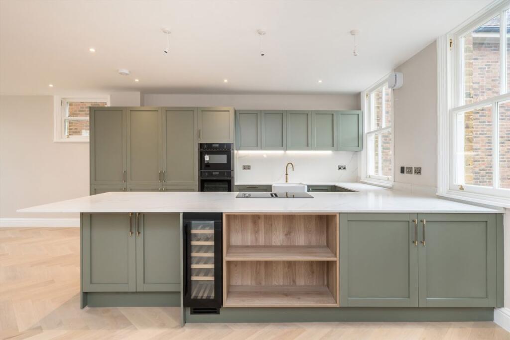 House in London - More
