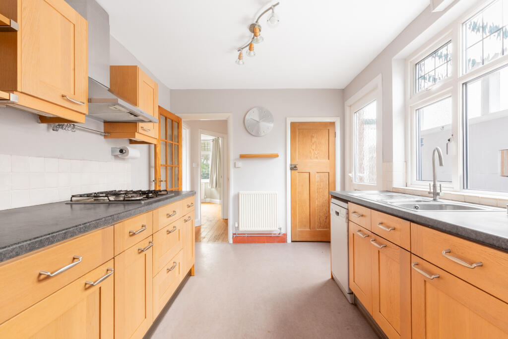 House in Cambridge, Trumpington - More