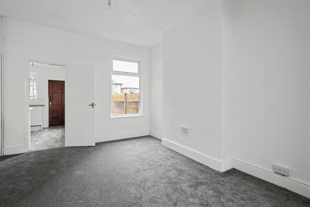 House in Nottingham, Sneinton - View 3