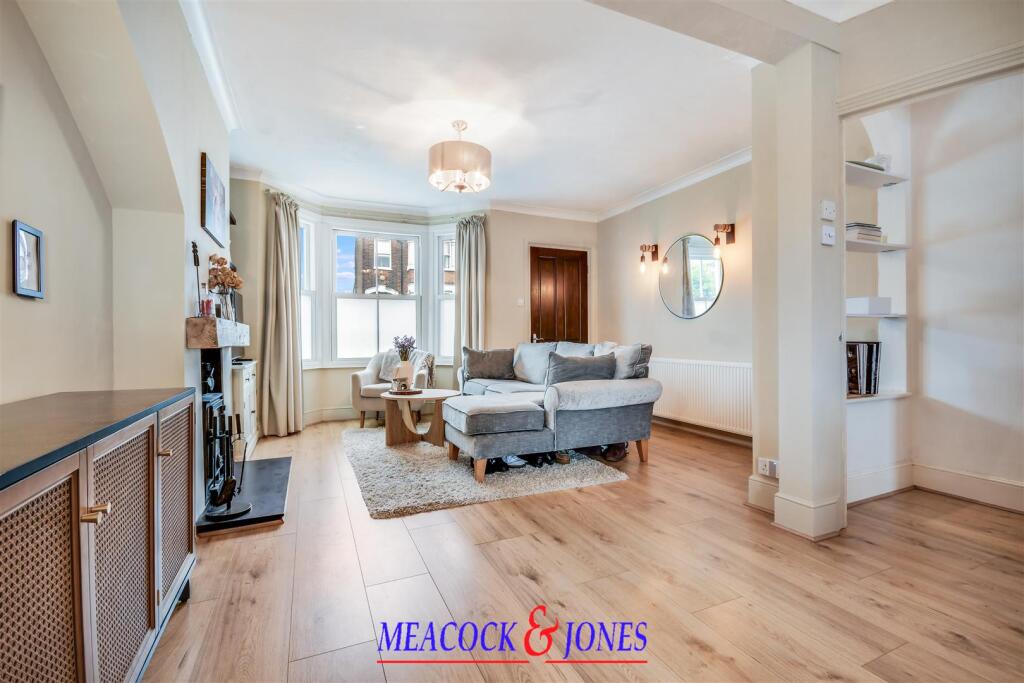 House in Brentwood, Essex - View 6