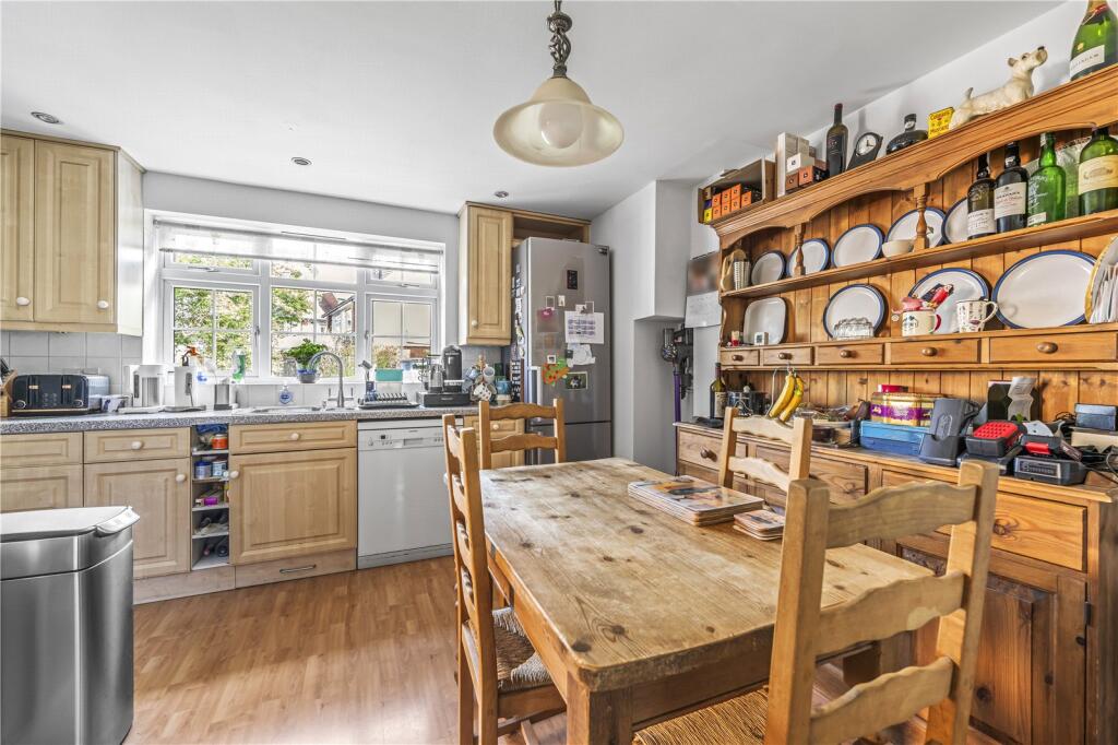 House in Twickenham - View 5