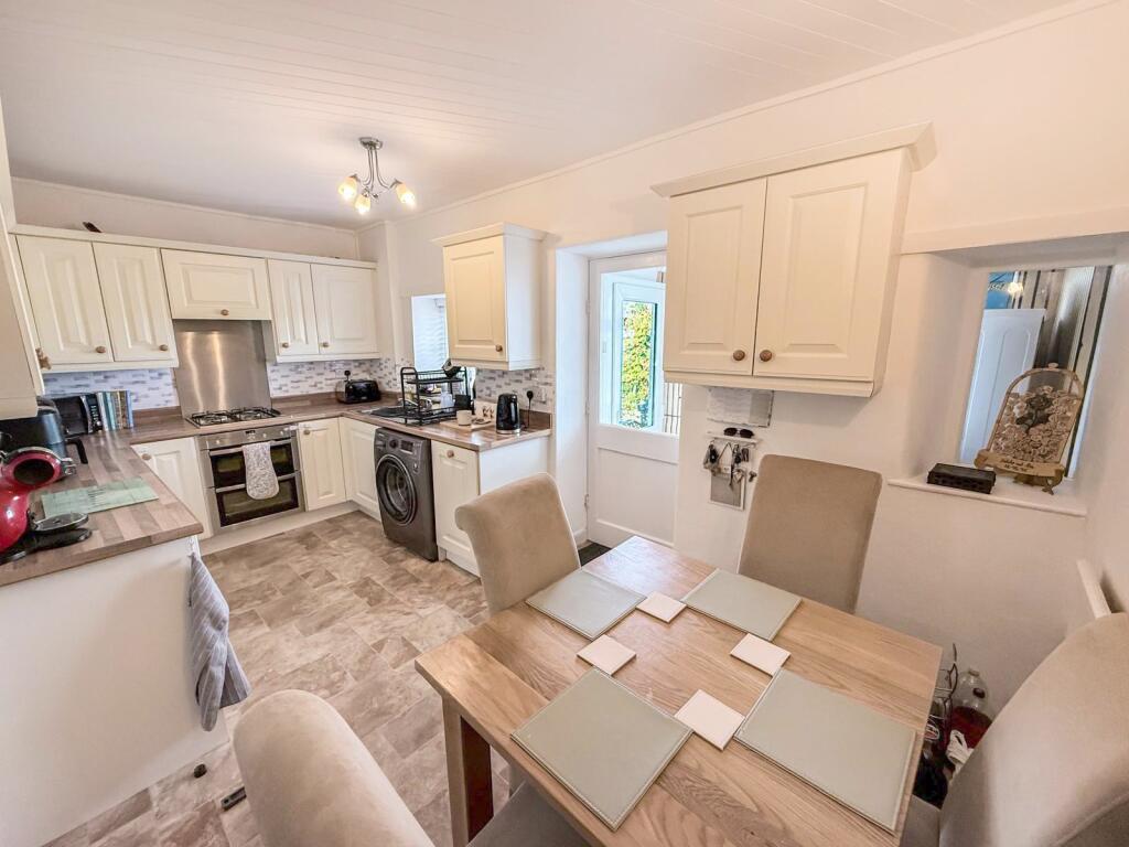 House in Stockport - View 4