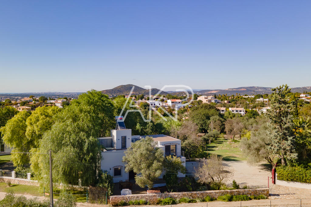 Main image of property: Algarve, Almancil