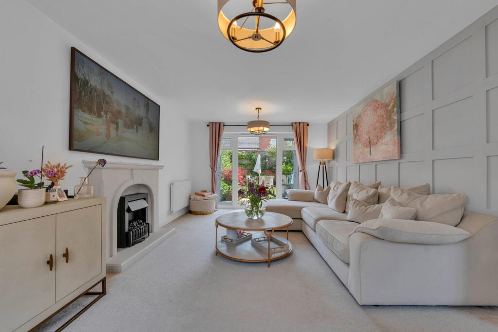 Hilary Bevins Close,Higham on the Hill, Nuneaton, CV13 6AQ - View 5