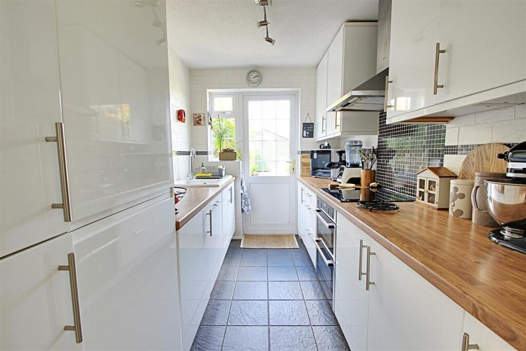 House in Dacorum, Woodhall Farm - More
