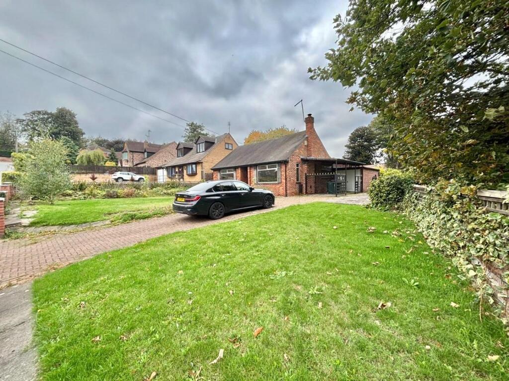 2-bed detached on Smithies Lane, Barnsley, £190,000