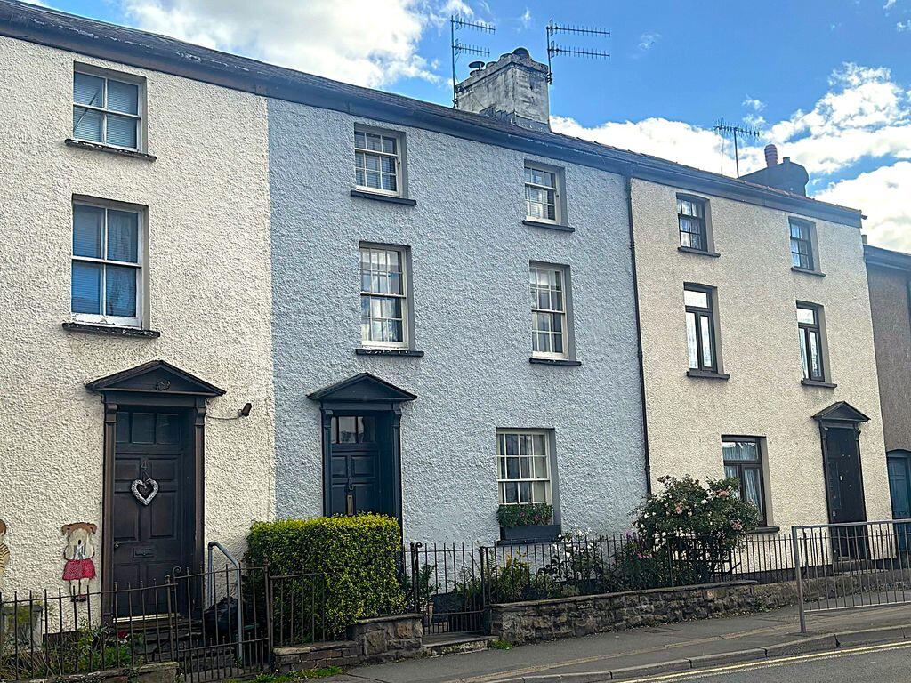 House in Newport, Abergavenny