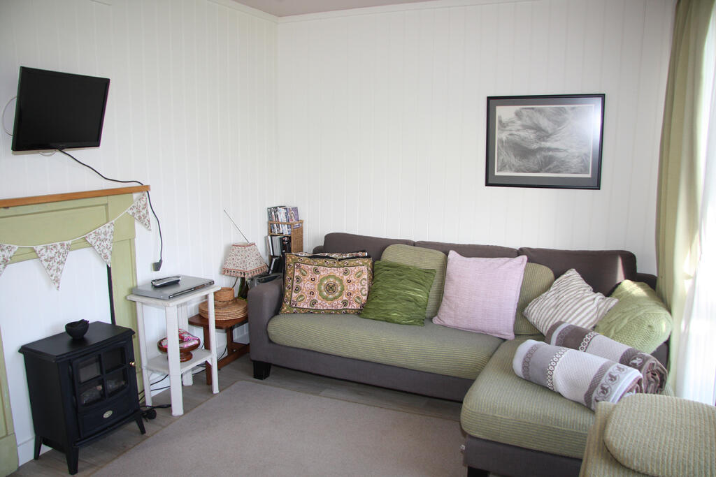 Cedar Springs Holiday Park, Bankside, Heacham, Norfolk photo 4