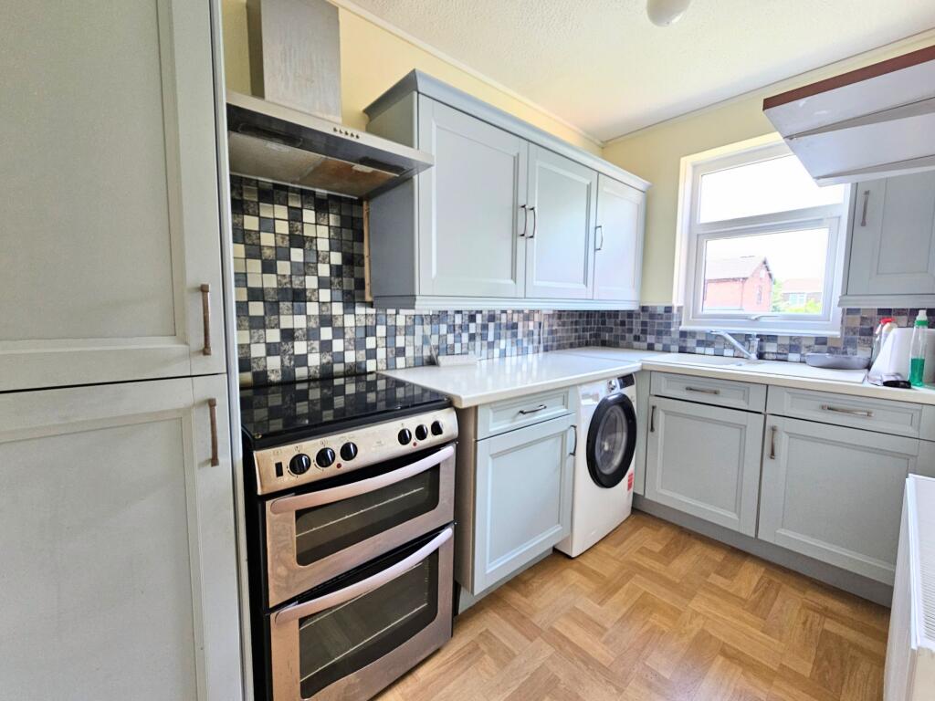 Apartment in Birmingham, Boldmere, New Oscott - View 2