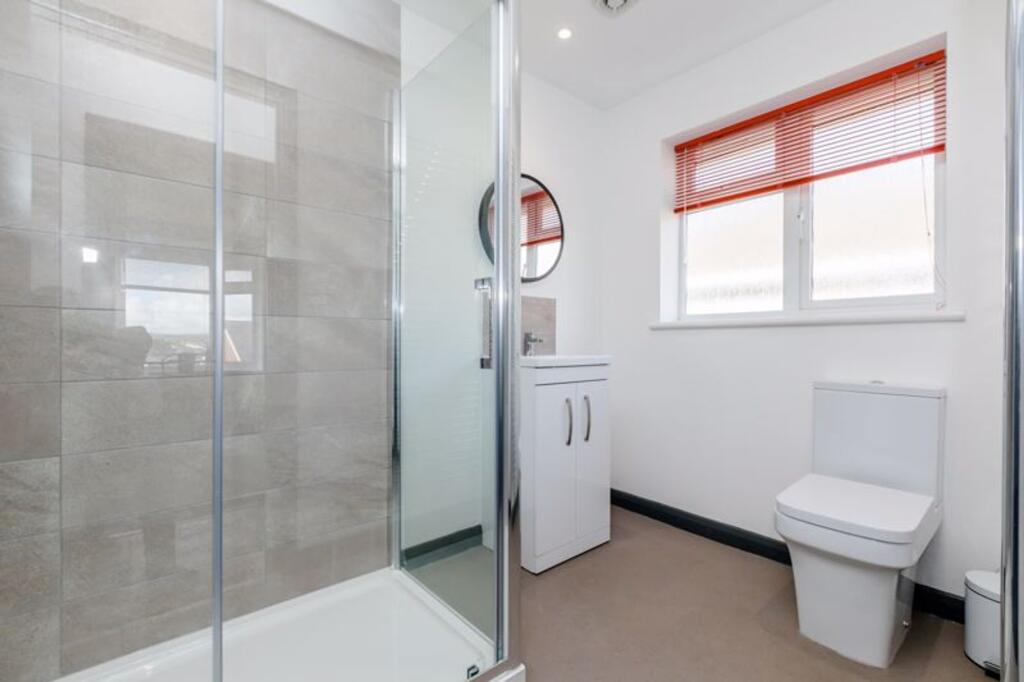 1 bedroom semi-detached house for rent