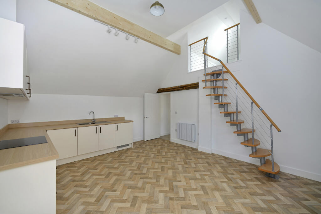 Apartment in Waverley, Cranleigh - View 2