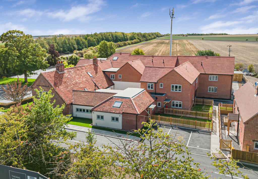 2-bed flat on 9, Kingswell Court, Harwell, OX11, £287,500