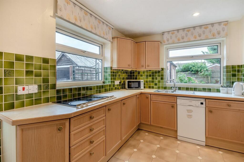 Bunbury Lane, Bunbury, CW6 - View 3