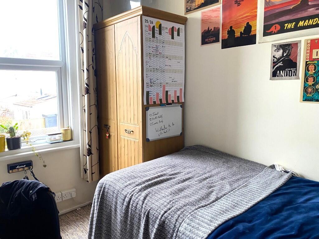 Locksbrook Road, Bath, Somerset, BA1 - More