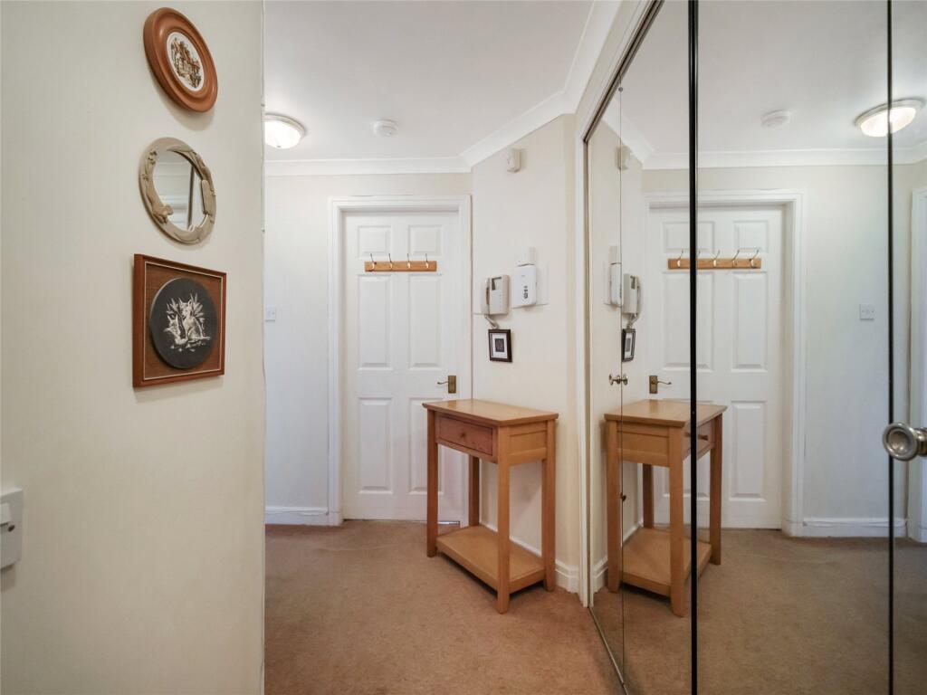 Apartment in Argyll and Bute - View 2