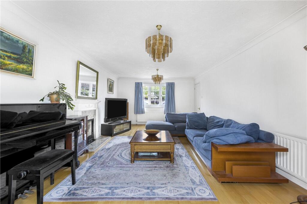 Additional image 3 of Scotts View, Welwyn Garden City, Hertfordshire, AL8