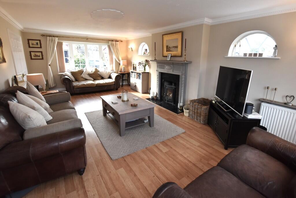 Harvest End, Stanway, Colchester photo 2