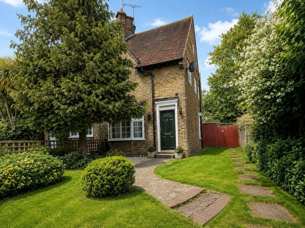 Main image of property: Westholm, Hampstead Garden Suburb, NW11