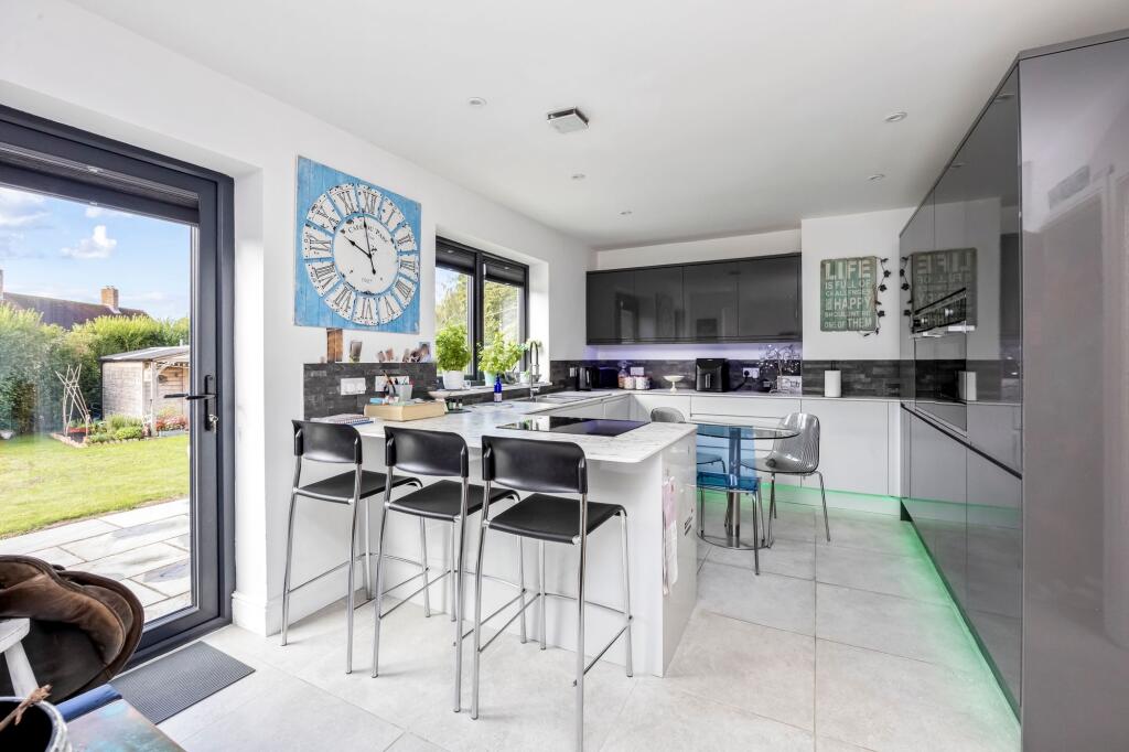 House in Brighton - View 2