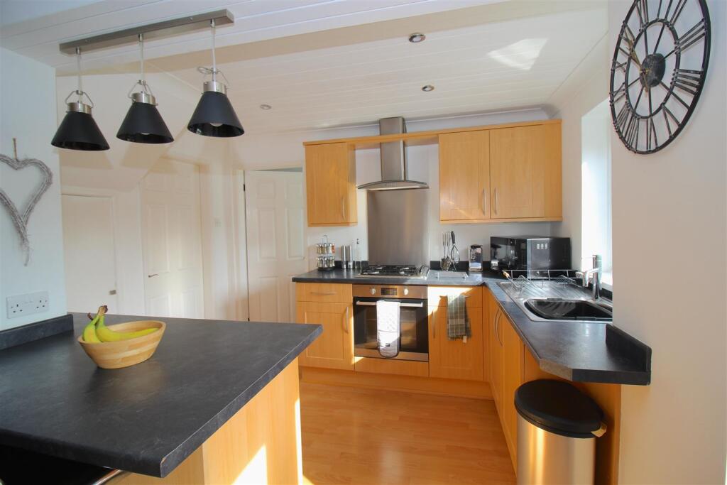 Westacre Gardens, Stechford, Birmingham photo 4