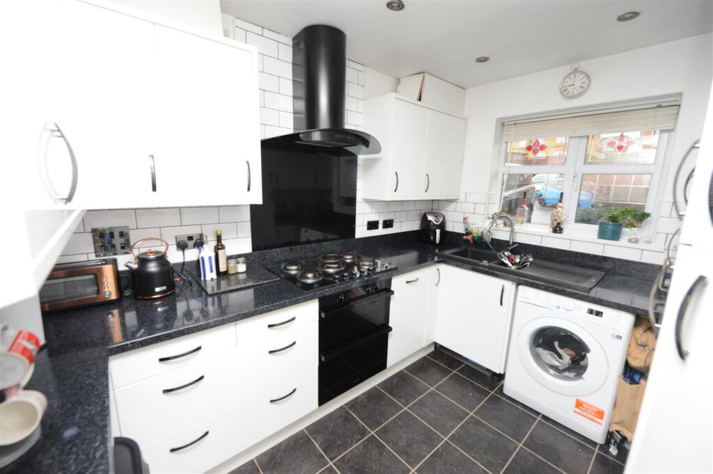 Additional image 2 of Forestdale Way, Wrose, Shipley