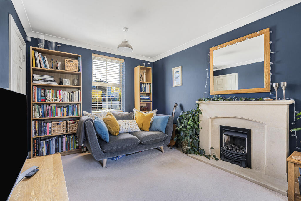 House in East Cambridgeshire, Ely - More