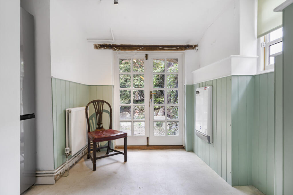 House in South Oxfordshire, Mackney, Brightwell-cum-Sotwell - More