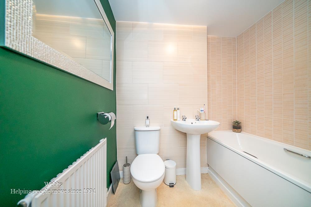 Apartment in Walsall - More