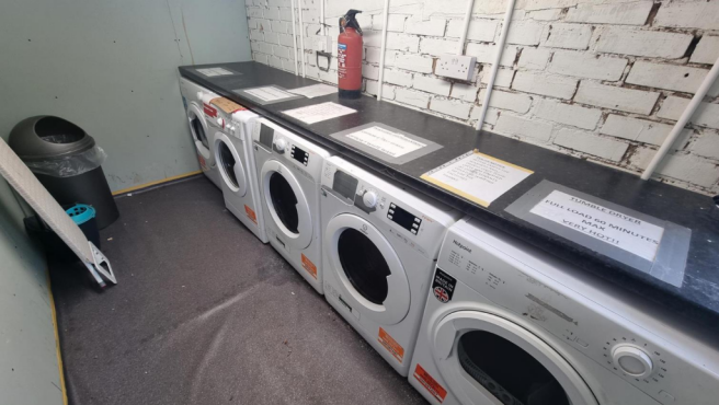 LAUNDRY ROOM.png