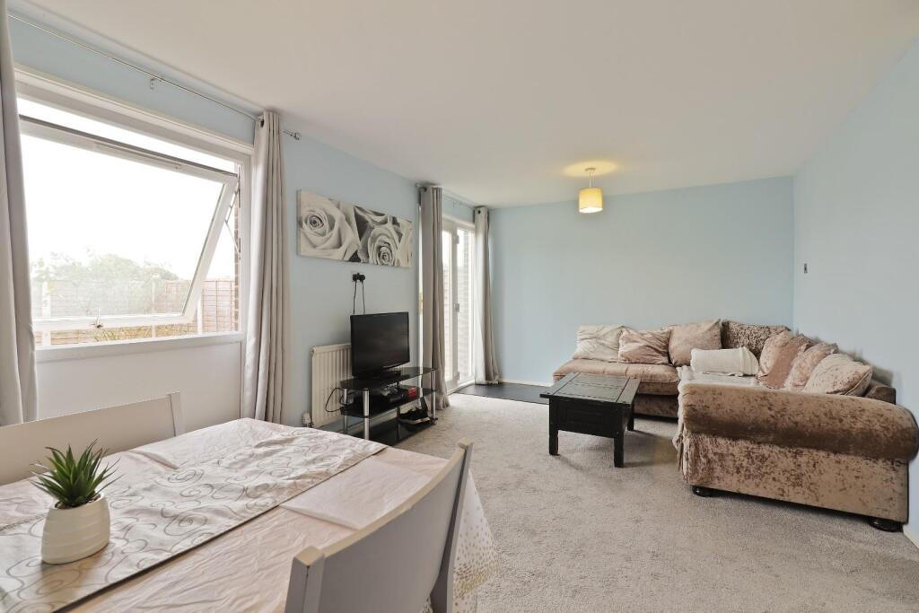 Ormond Road, Jordanthorpe, Sheffield, S8 8FS photo 3