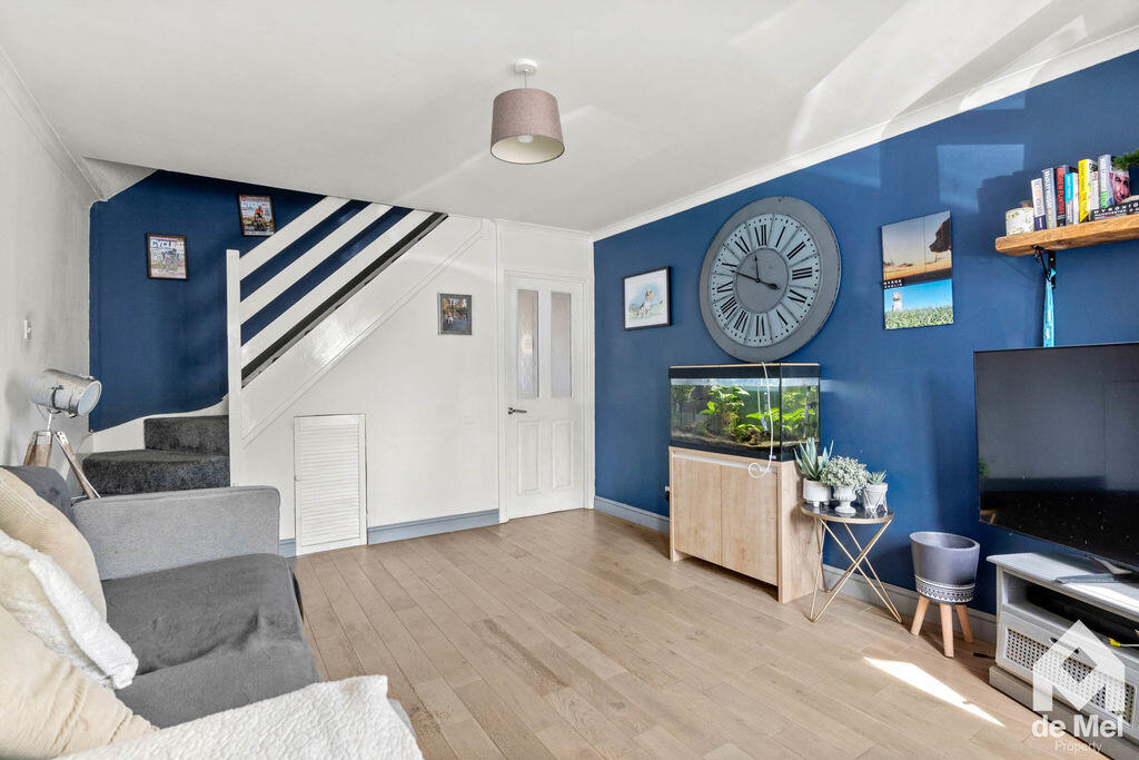 House in Cheltenham, Lynworth, Whaddon - View 4