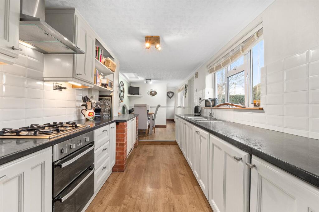 Additional image 14 of Birmingham Road, Mappleborough Green, Studley