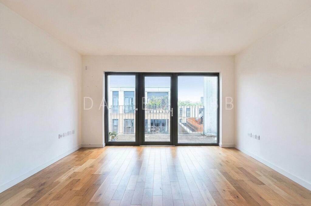Apartment in London - View 5