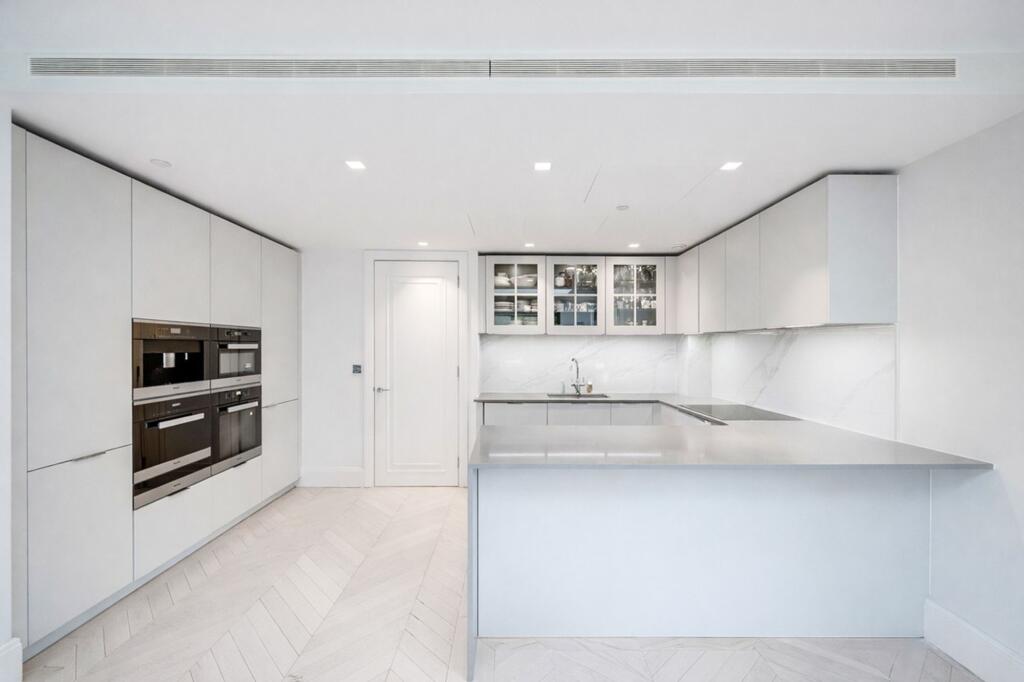House in London - View 4