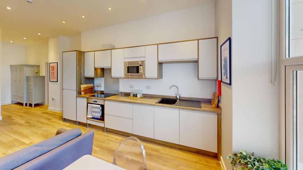 Apartment in Truro - More
