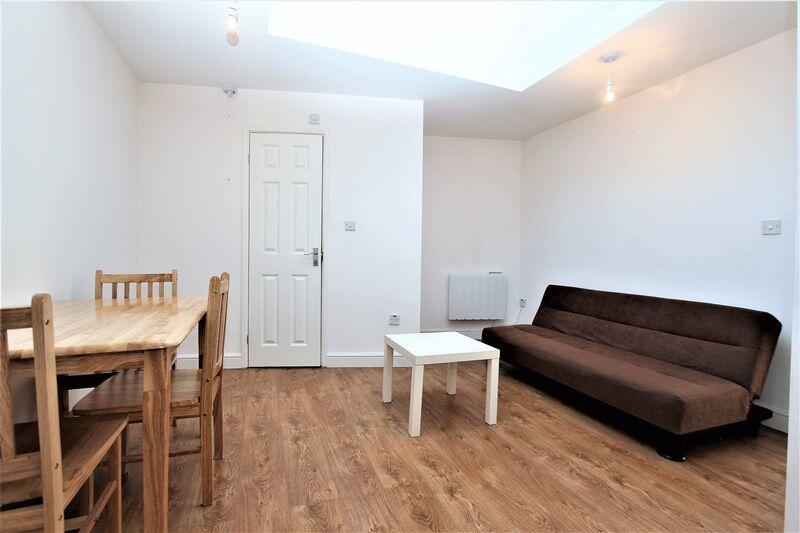 Main image of property: Nether Street, North Finchley N12