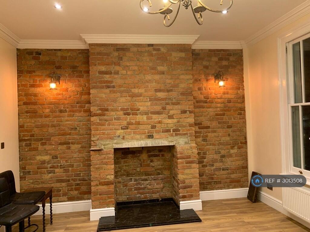 Main image of property: Kennington Lane, London, SE11