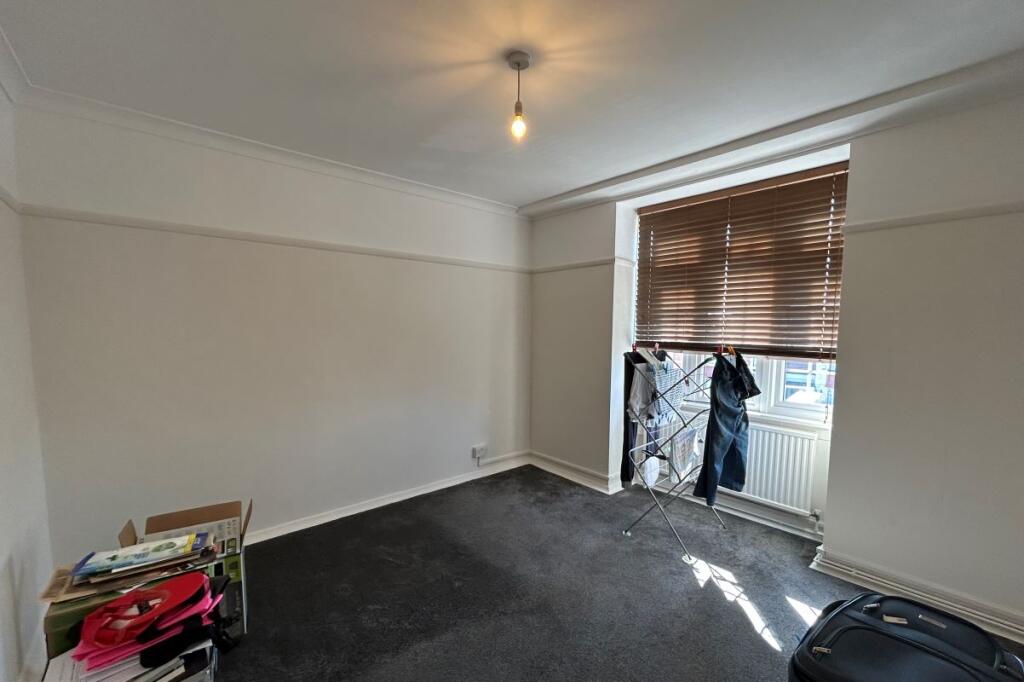 Apartment in London - View 3