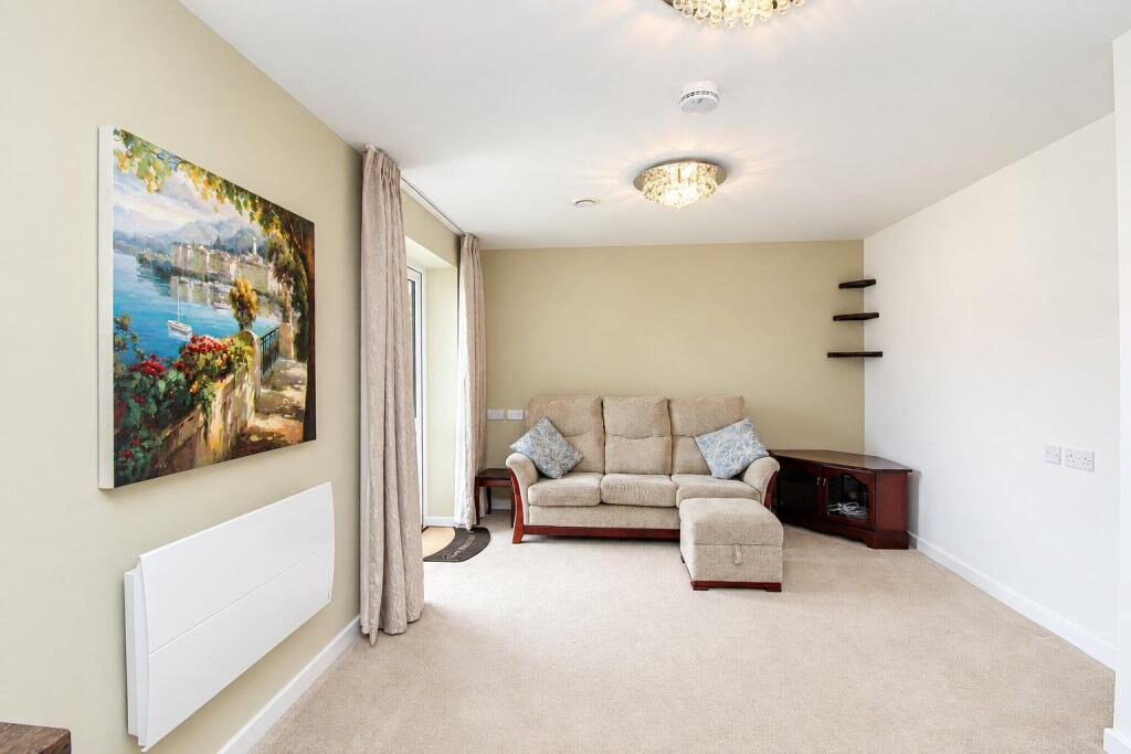 Apartment in Wakefield, West Yorkshire - View 4