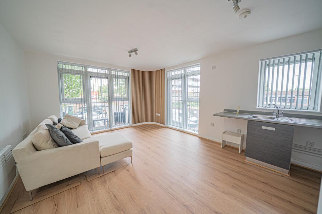 Apartment in Solihull - View 2