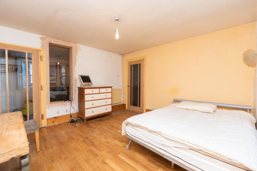 Apartment in Bristol, Stokes Croft, St Paul's - View 3