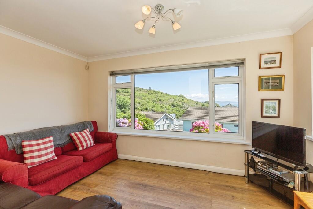 Limeslade Drive, SWANSEA, West Glamorgan, SA3 photo 2