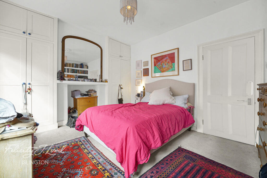House in London - View 4