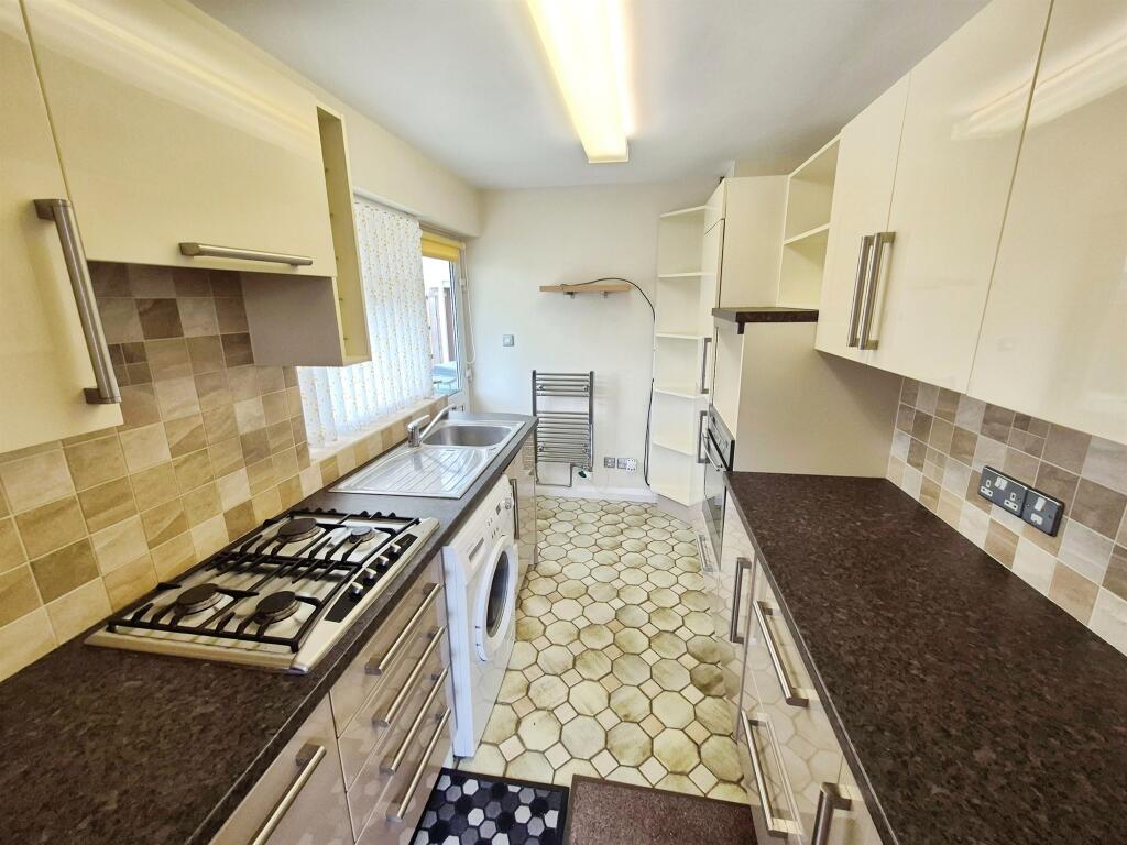 House in Wirral, Liverpool City Region - More