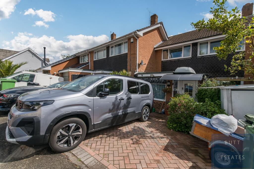 Main image of property: Wellswood Gardens, Exeter